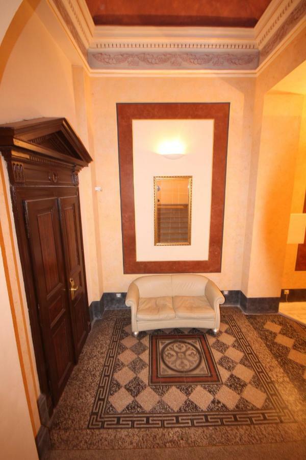 Apartment Halkova 5 Praga Zewnętrze zdjęcie