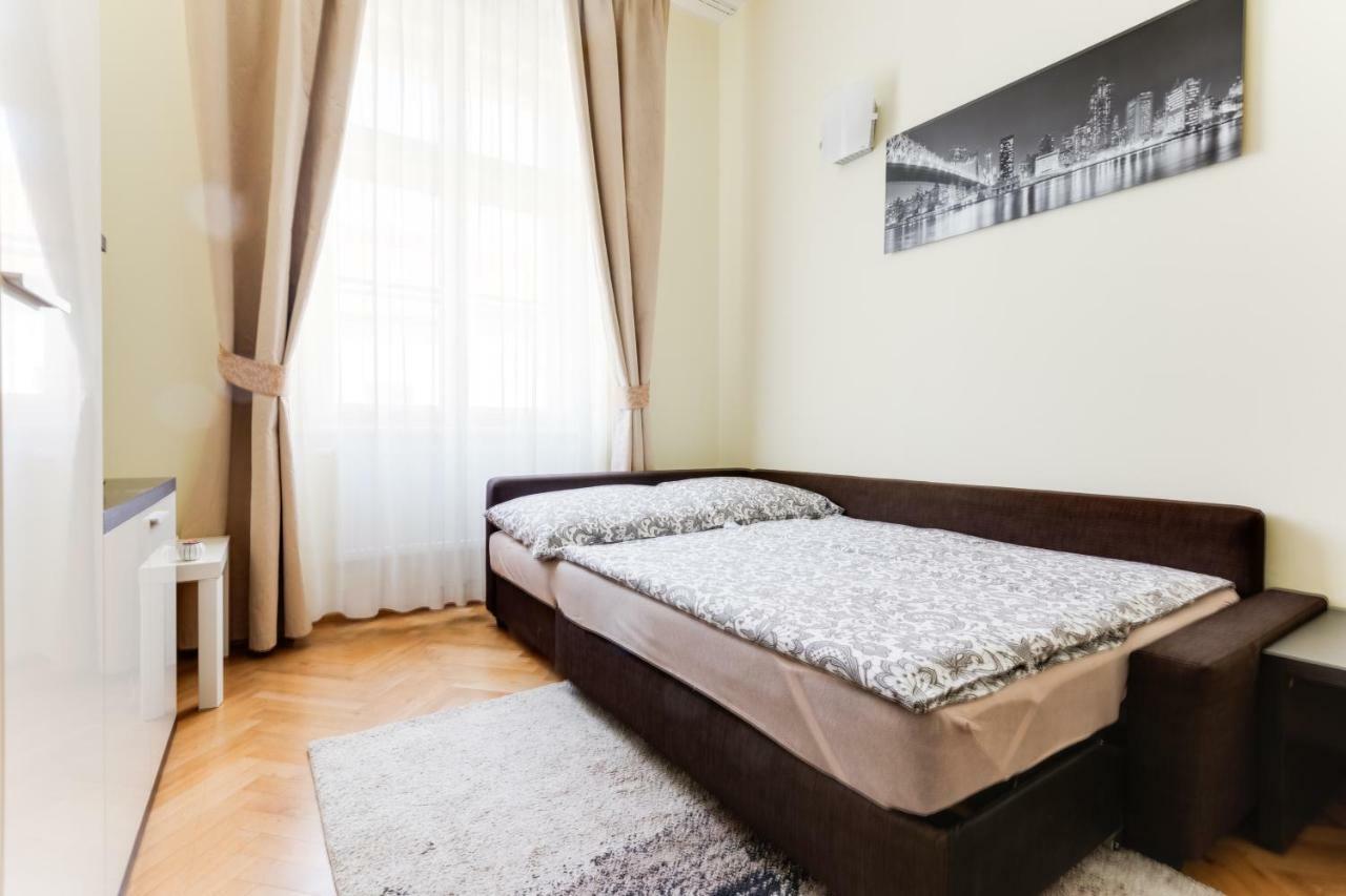 Apartment Halkova 5 Praga Zewnętrze zdjęcie