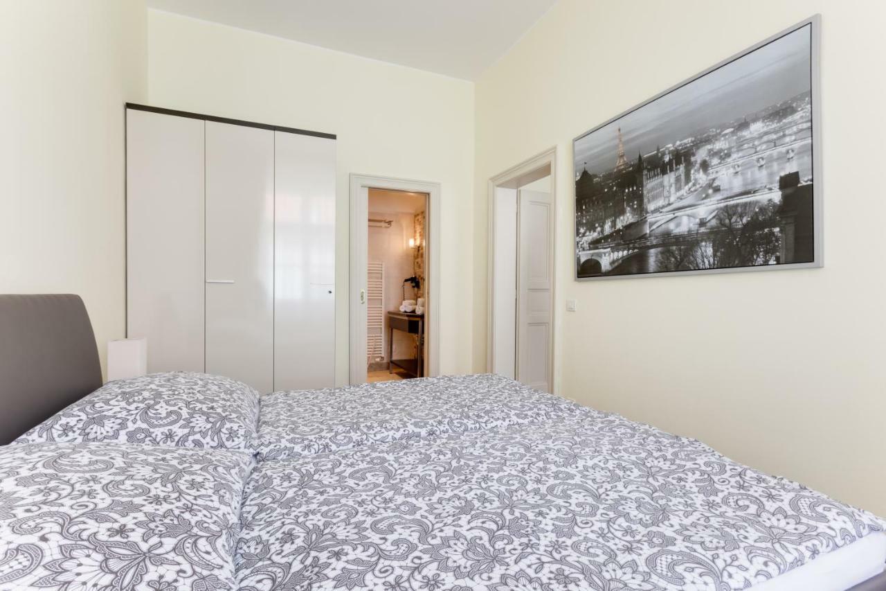 Apartment Halkova 5 Praga Zewnętrze zdjęcie