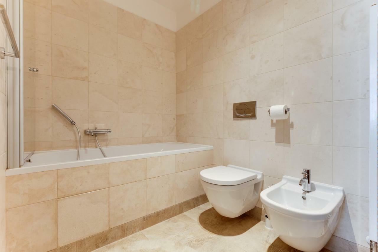 Apartment Halkova 5 Praga Zewnętrze zdjęcie